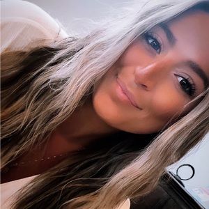 Meet your Posher, Lindsey